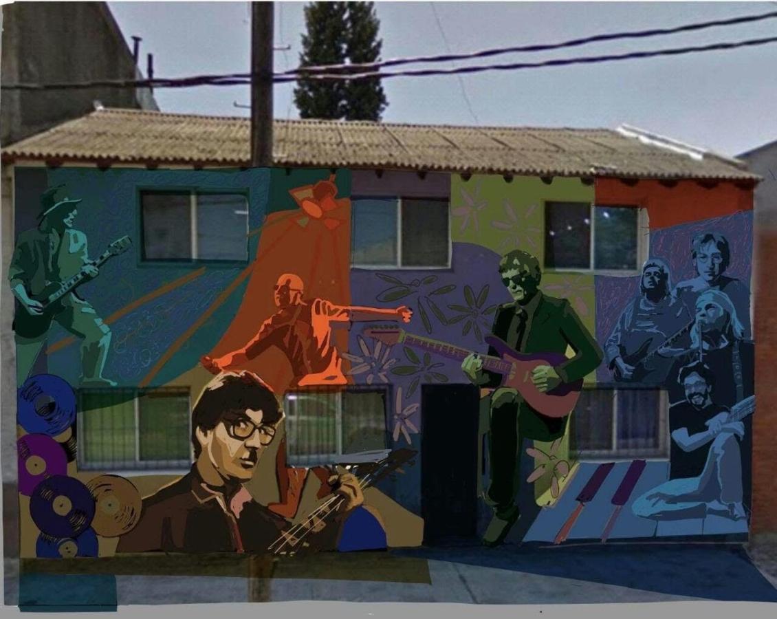 La Casa De Los Murales Avellaneda  Dış mekan fotoğraf